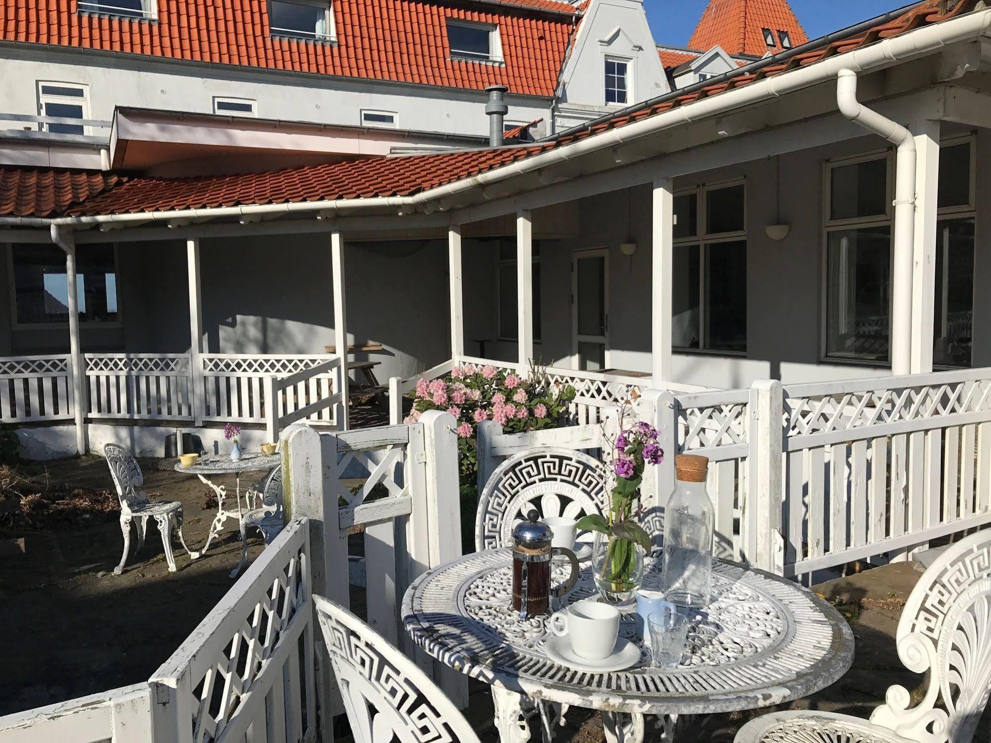 Strandhotellet Allinge-Sandvig Exterior foto